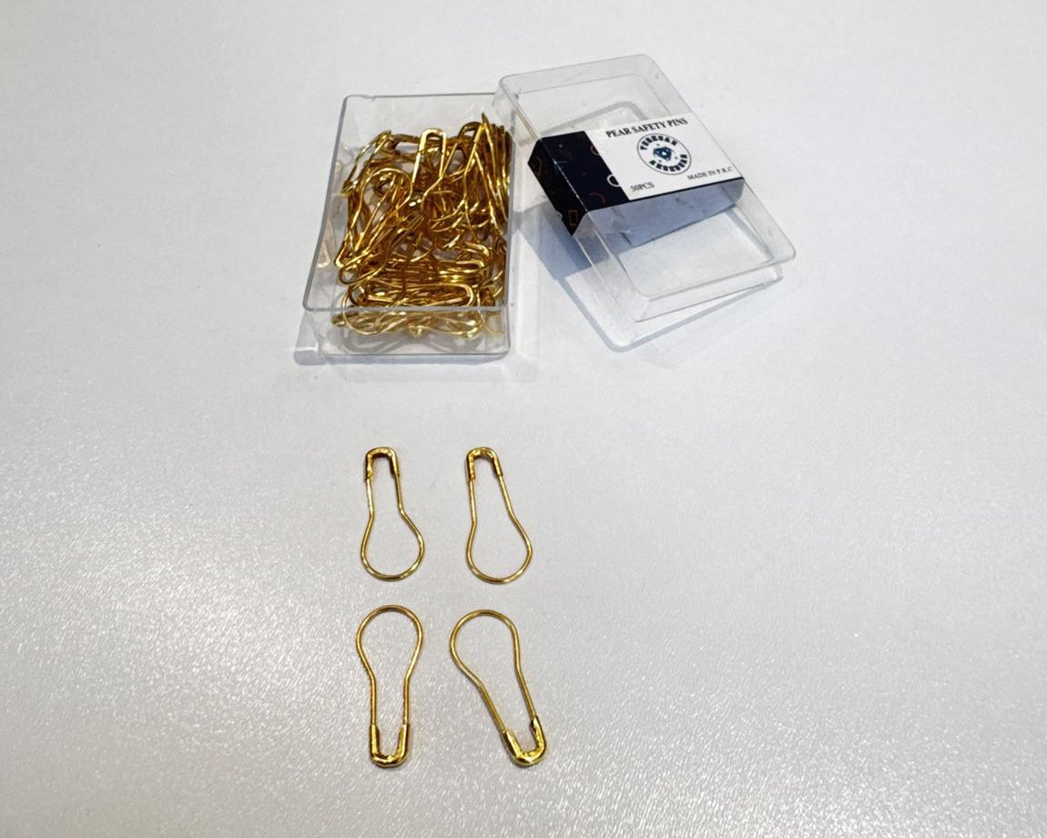 Armut desenli gold çengel iğne