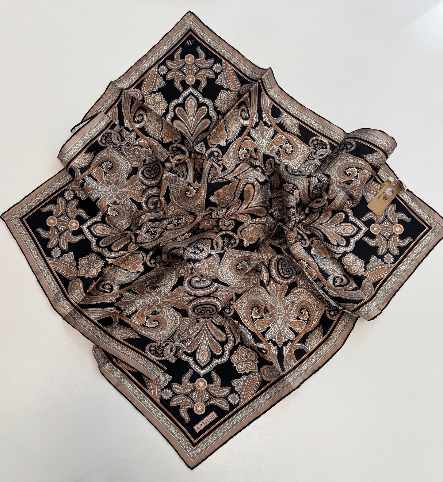 Armine Nostalji Saf Sura İpek Eşarp