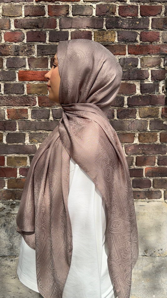 Ümmü Bora Scarf | Etnik Desenli Monogram Şal
