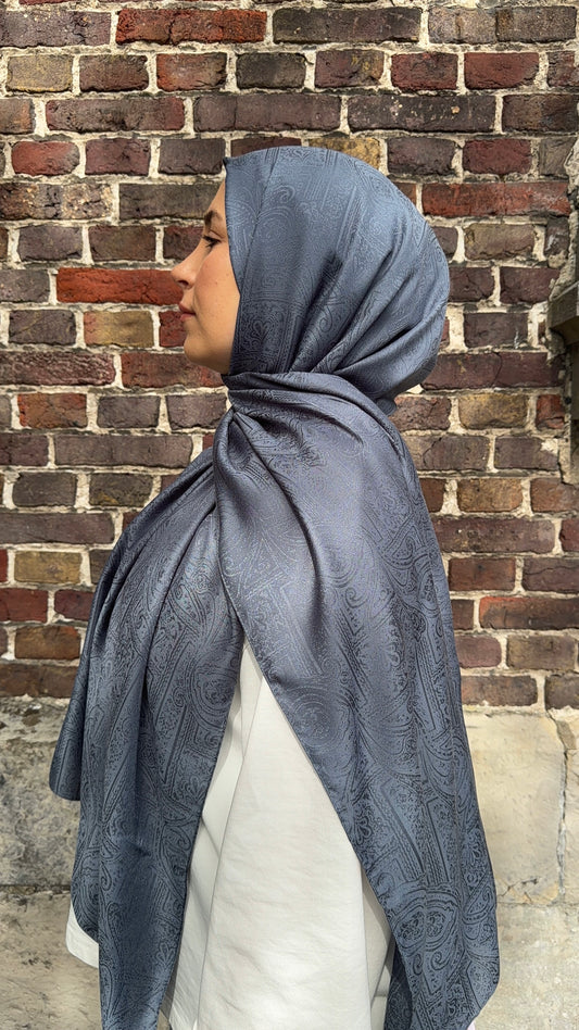Ümmü Bora Scarf | Etnik Desenli Monogram Şal