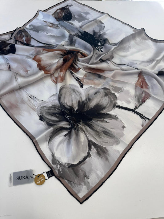 Sura Markasına Ait Ipek Eşarp