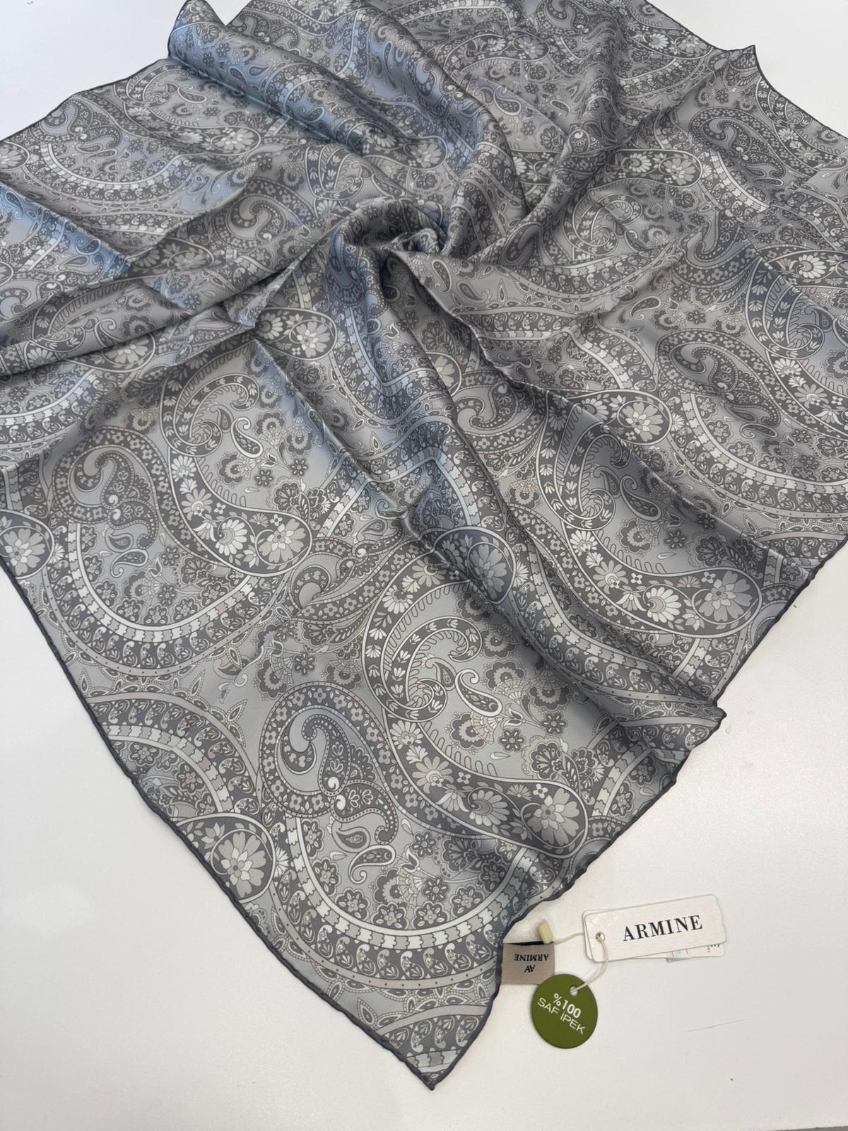 Armine Sura İpek Eşarp Etnik Desen