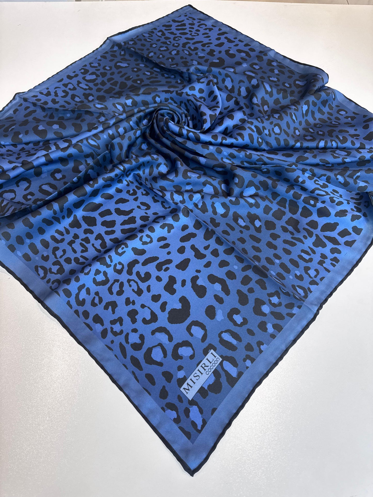 Mısırlı Leopar Desen Kristal Eşarp