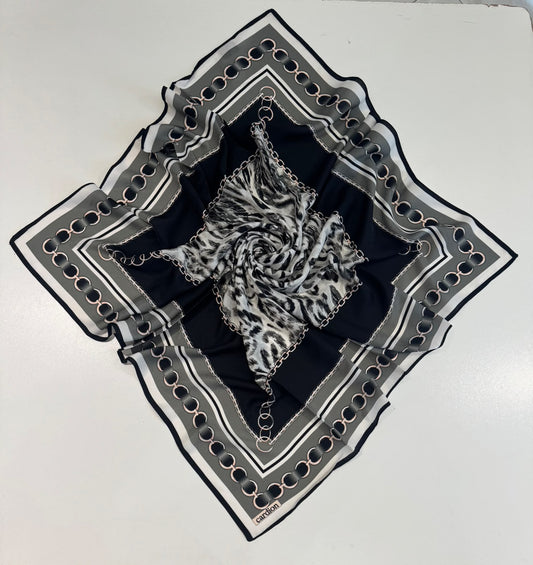 Cardion Gold Zincir Desenli Eşarp